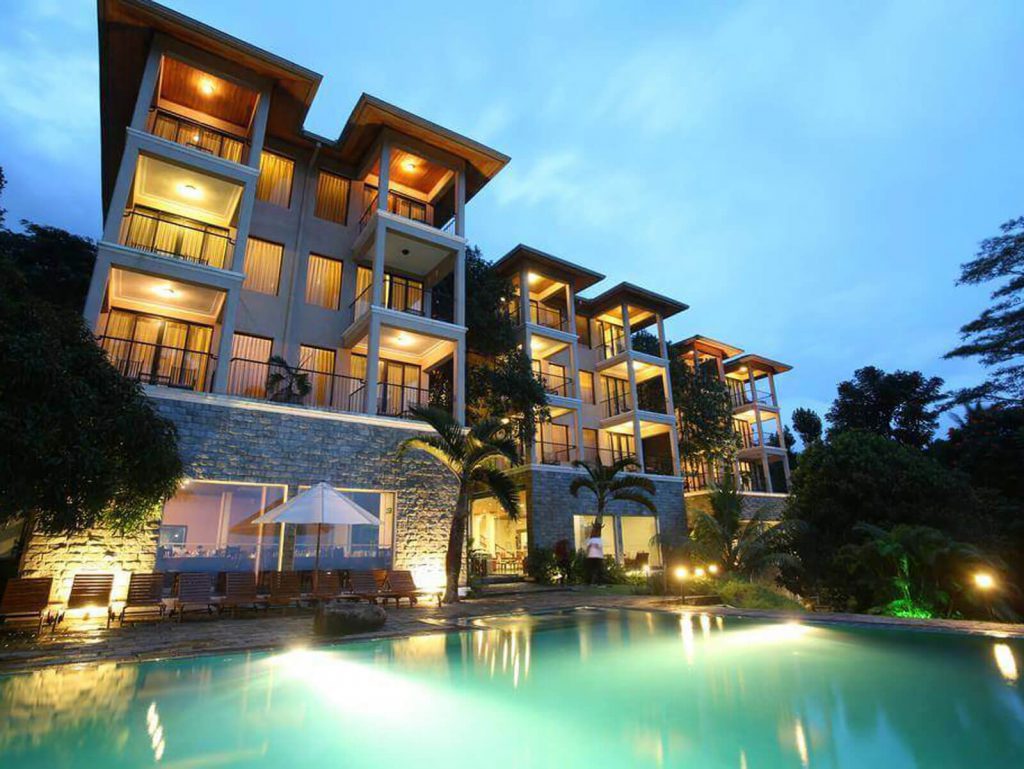 Kandy, Randholee resort | Rama Tours