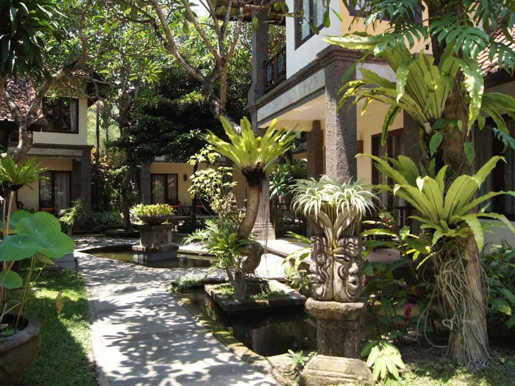Sanur, Puri Mesari hotel | Rama Tours