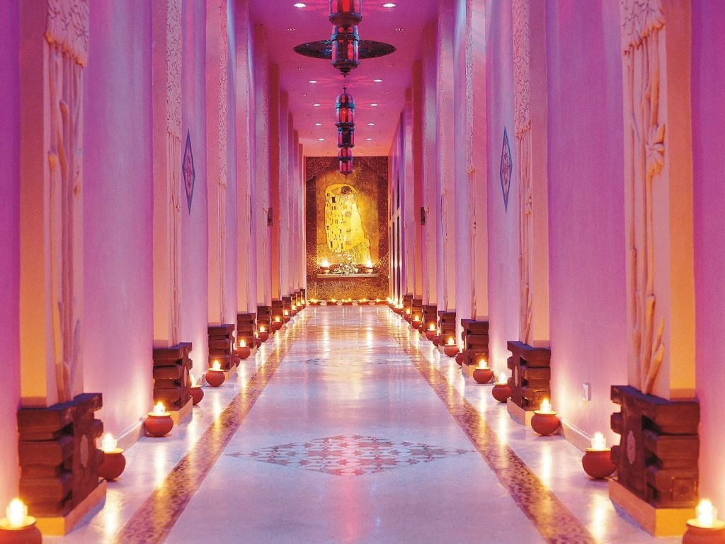 Malang, Tugu hotel | Rama Tours