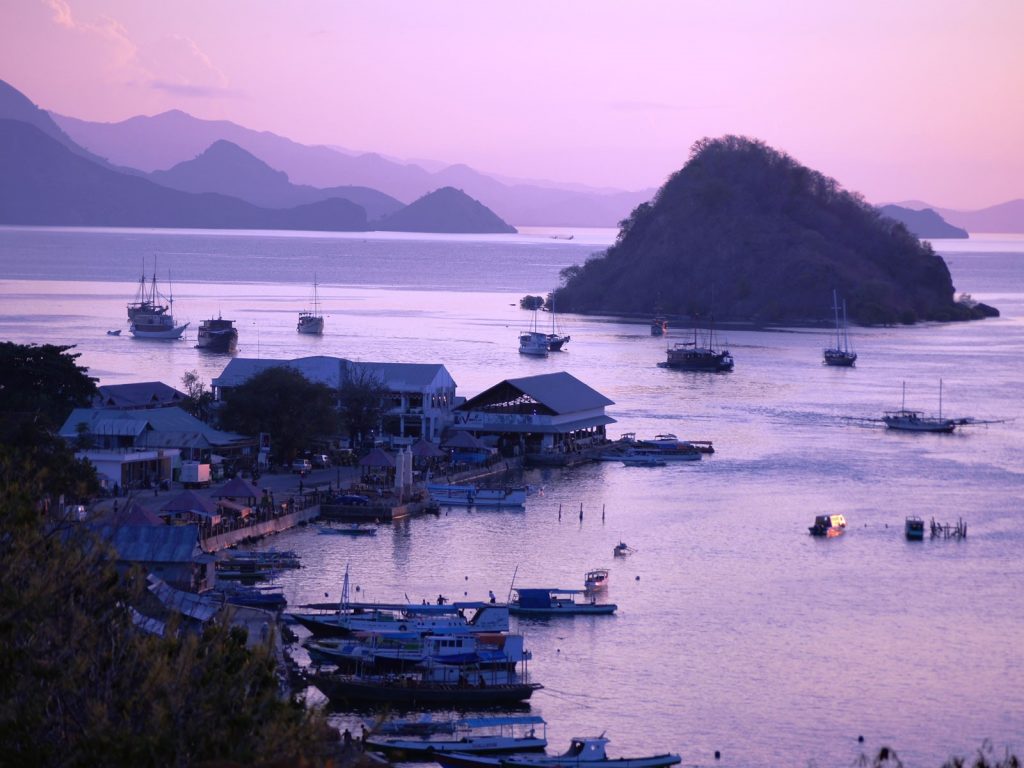 Flores, Labuan Bajo | Rama Tours