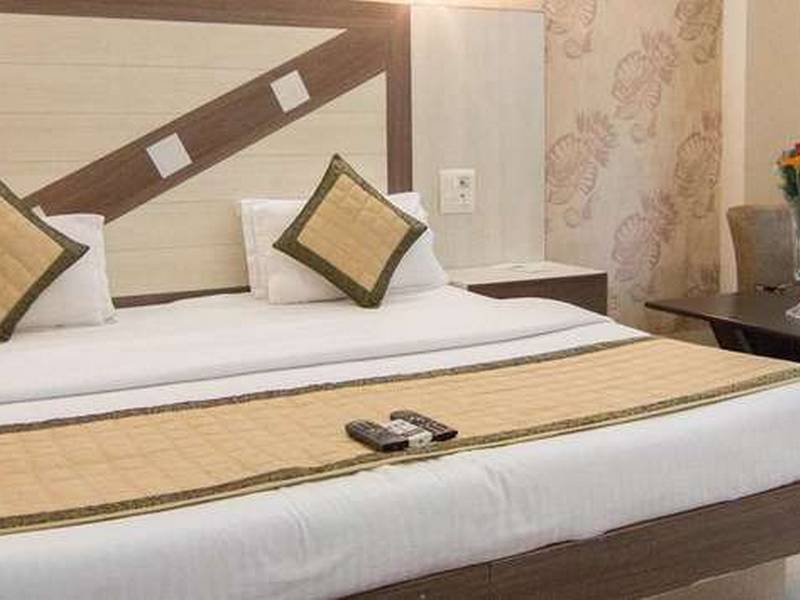 Delhi, Rockwell Plaza | Rama Tours