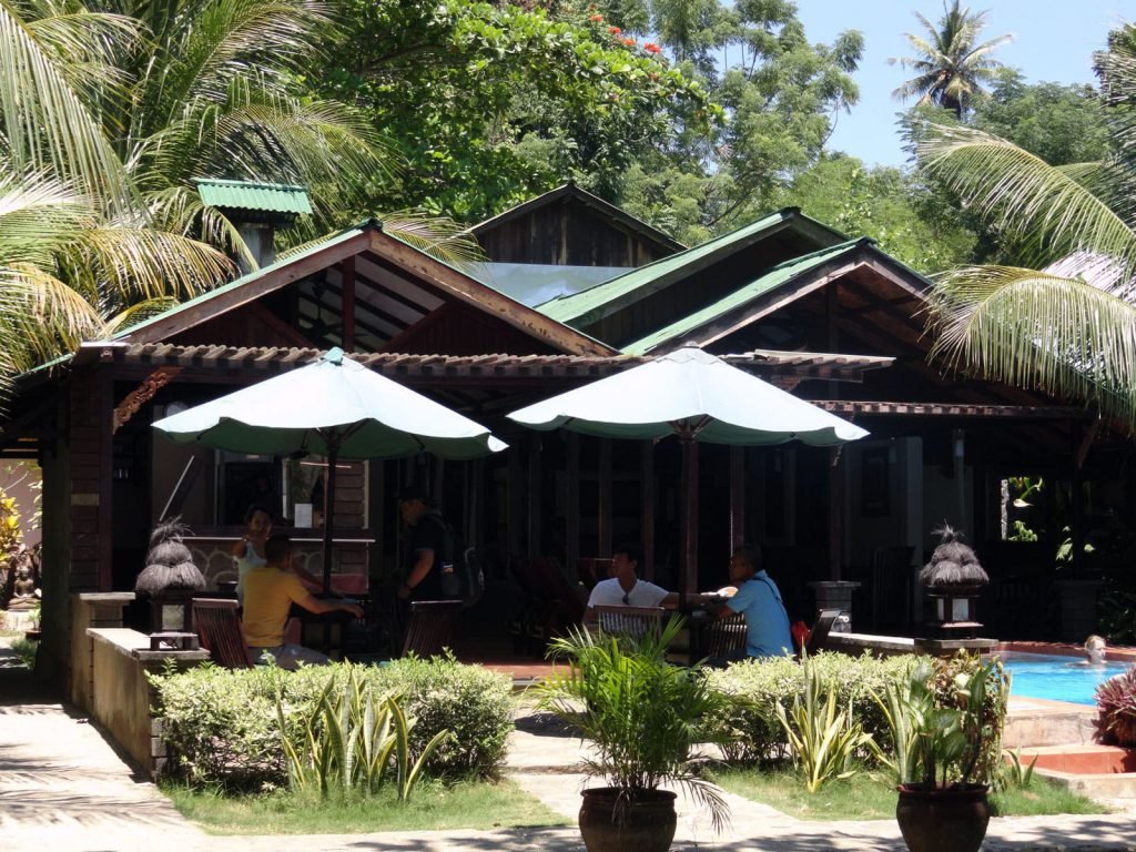 Bunaken, Bunaken Village resort | Rama Tours