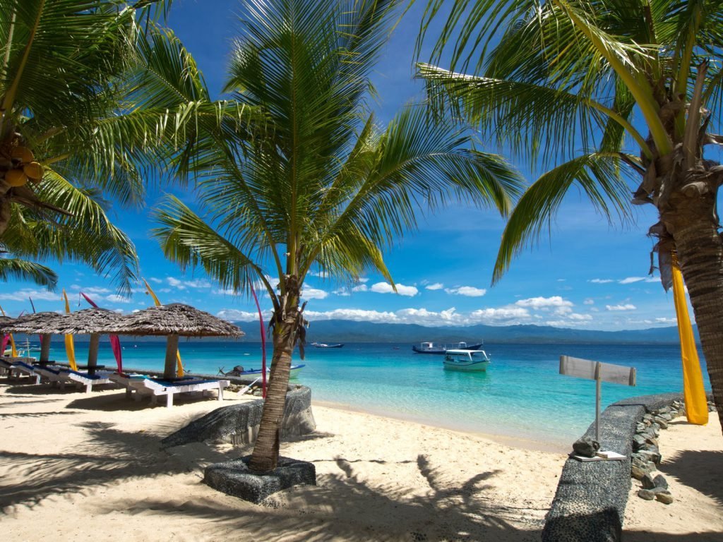 Tanjung Karang (Donggala), Prince John Dive resort | Rama Tours