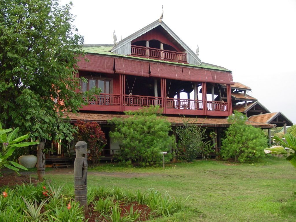 Banlung, Terres Rouges Lodge | Rama Tours