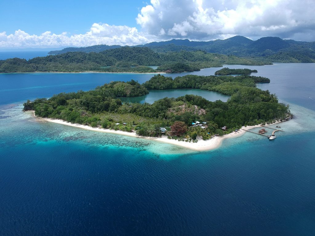 Halmahera | Rama Tours