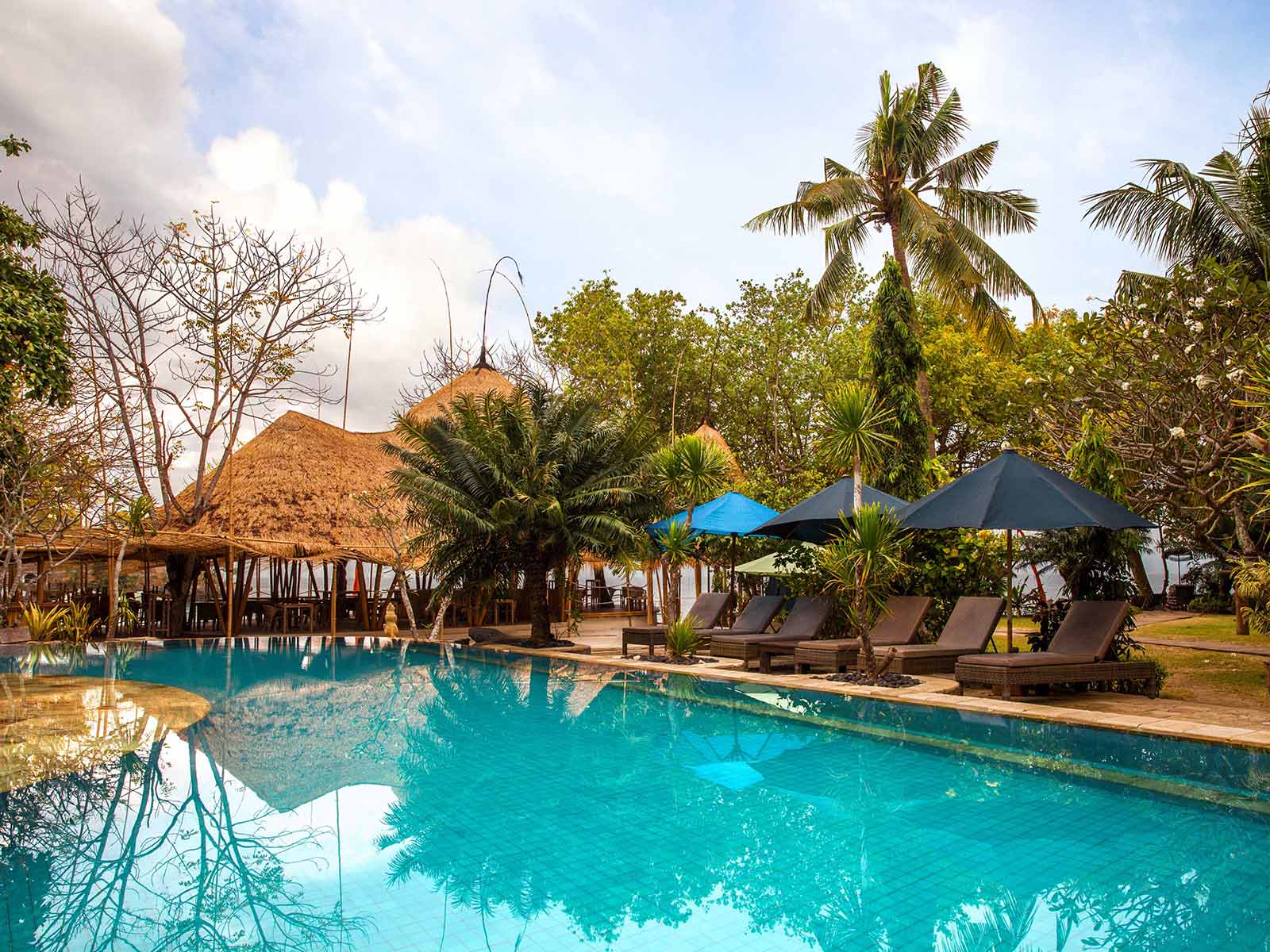 Nusa Lembongan, Hai Tide Beach Resort | Hotel Bali | Rama Tours