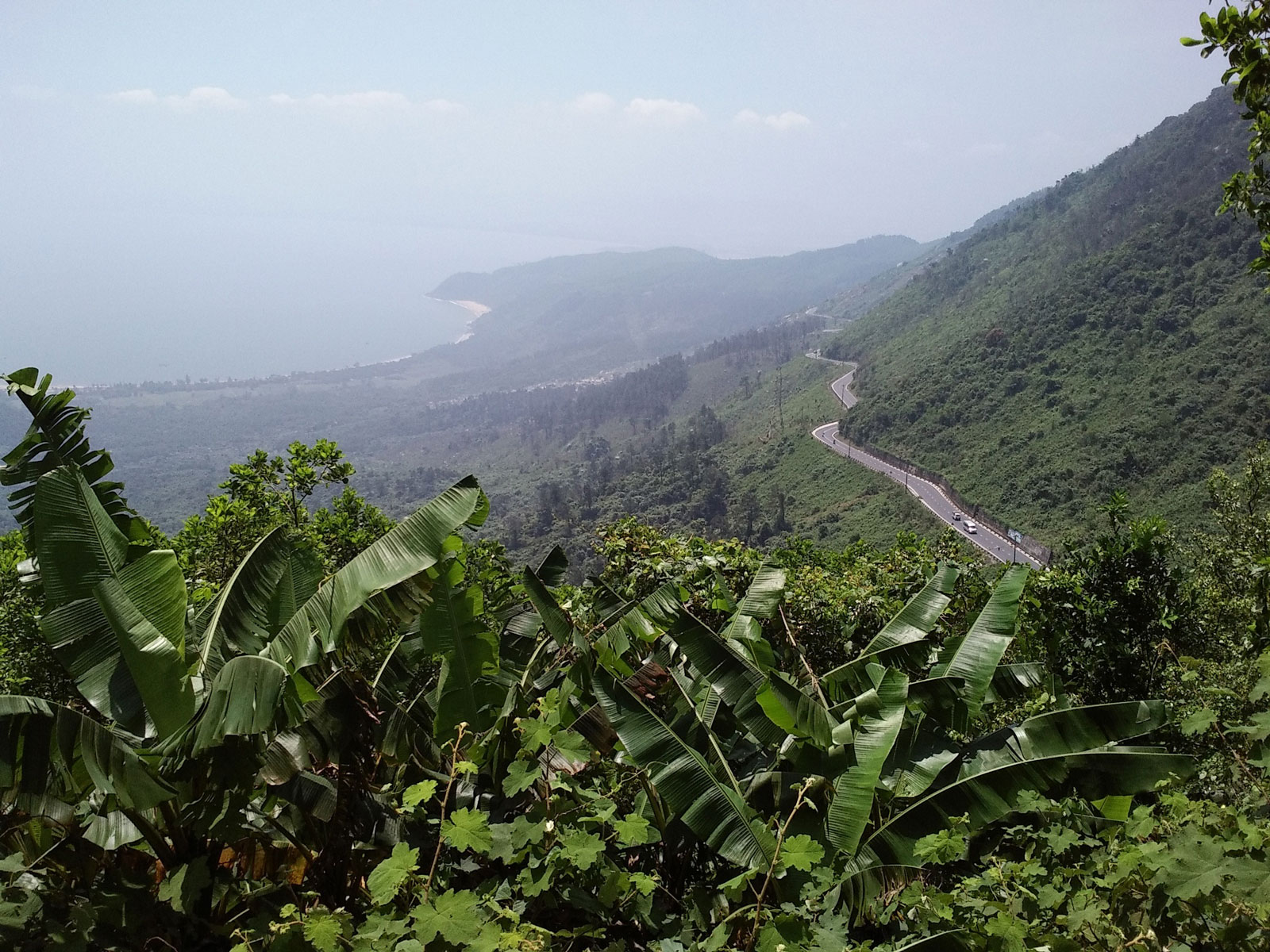 rondreis vietnam hai van pass 1