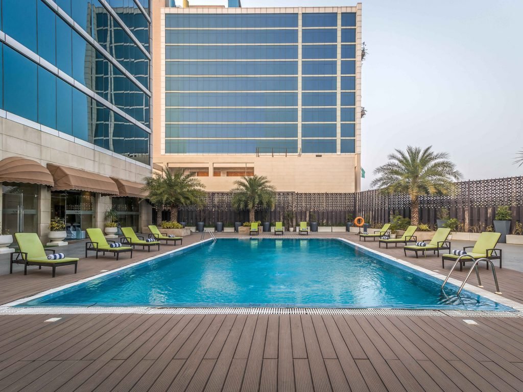 Delhi (Gurugram), Golden Tulip Suites | Rama Tours